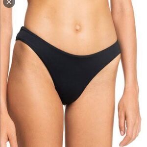 QUINTSOUL High Thigh Bottoms 👙